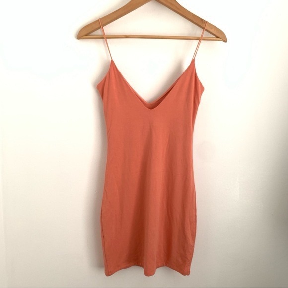 Aritzia Wilfred Free Aerin Bodycon Dress - Picture 5 of 8